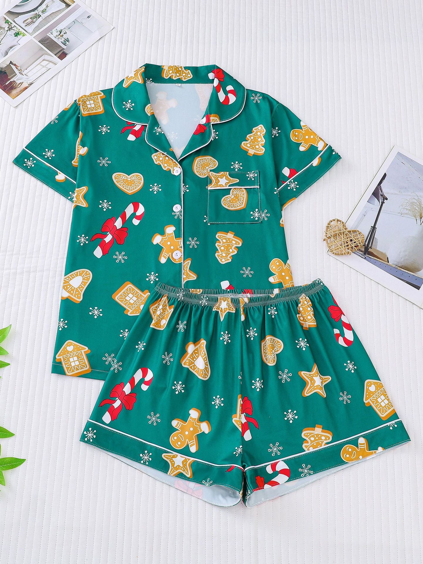 Christmas Gingerbread Man Cookies Green Short Pajama Set For Women